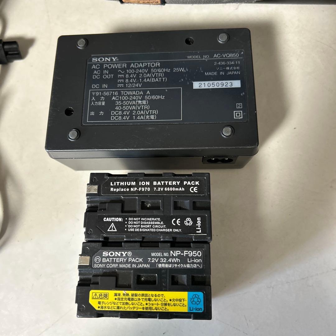 【ジャンク/故障品】ソニーDCR-VX2000 ビデオカメラ＋AC-VQ850
