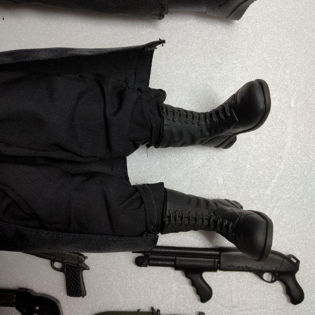 1/6 ミリタリーフィギュア　特殊部隊？強盗？　2体