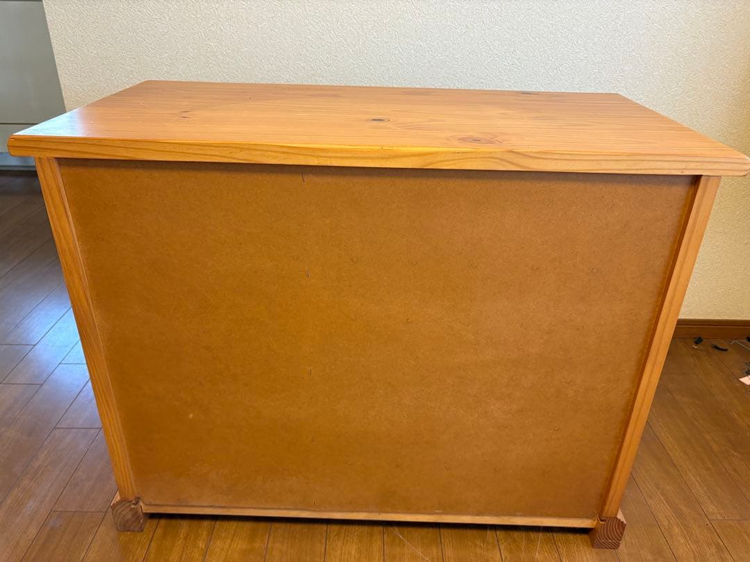 DANVES（ダンベス）社のスペイン製 のテレビ台　横90×奥行40×70cm