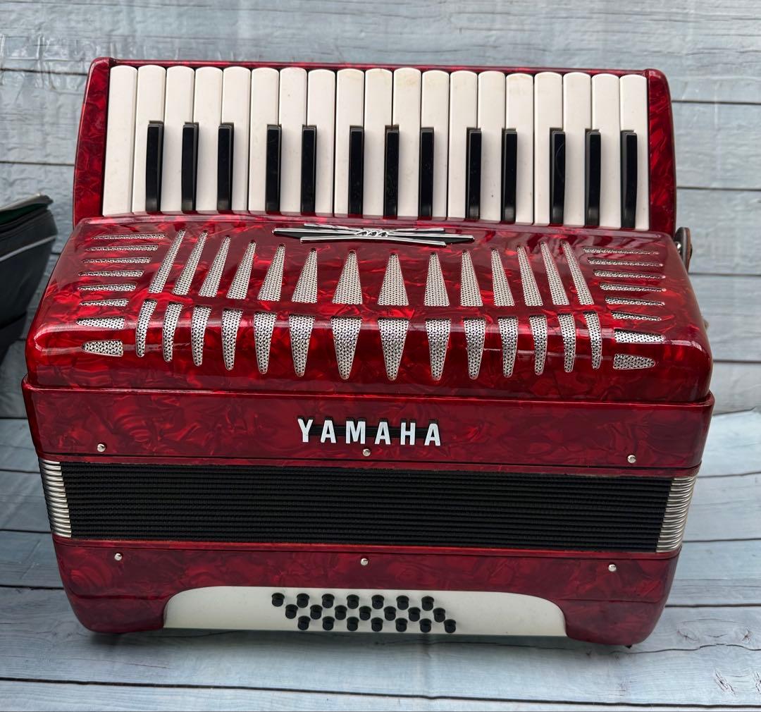 YAMAHA ヤマハ　32鍵盤　YA-21 アコーディオ(H41)