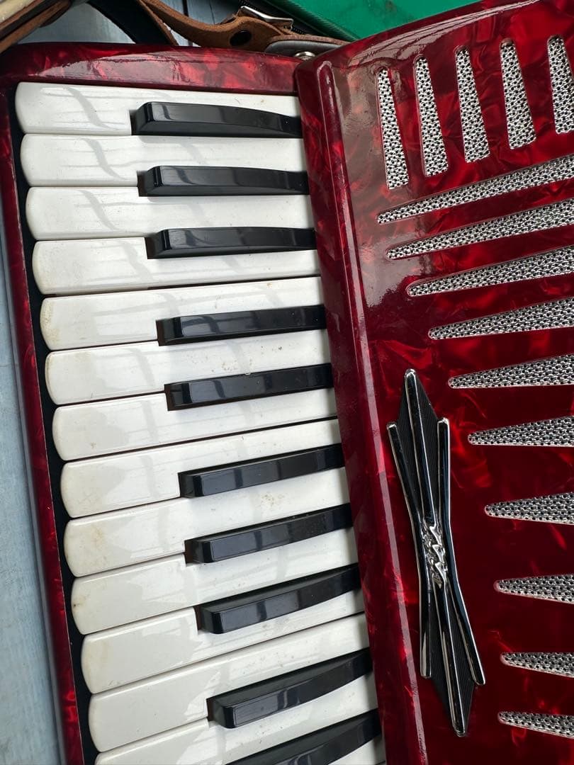 YAMAHA ヤマハ　32鍵盤　YA-21 アコーディオ(H41)