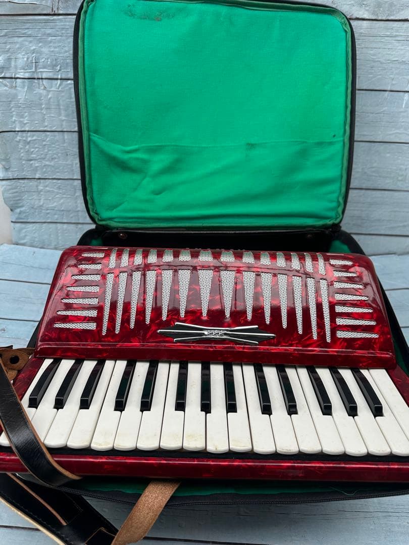 YAMAHA ヤマハ　32鍵盤　YA-21 アコーディオ(H41)