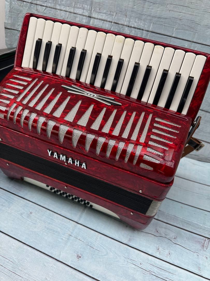 YAMAHA ヤマハ　32鍵盤　YA-21 アコーディオ(H41)