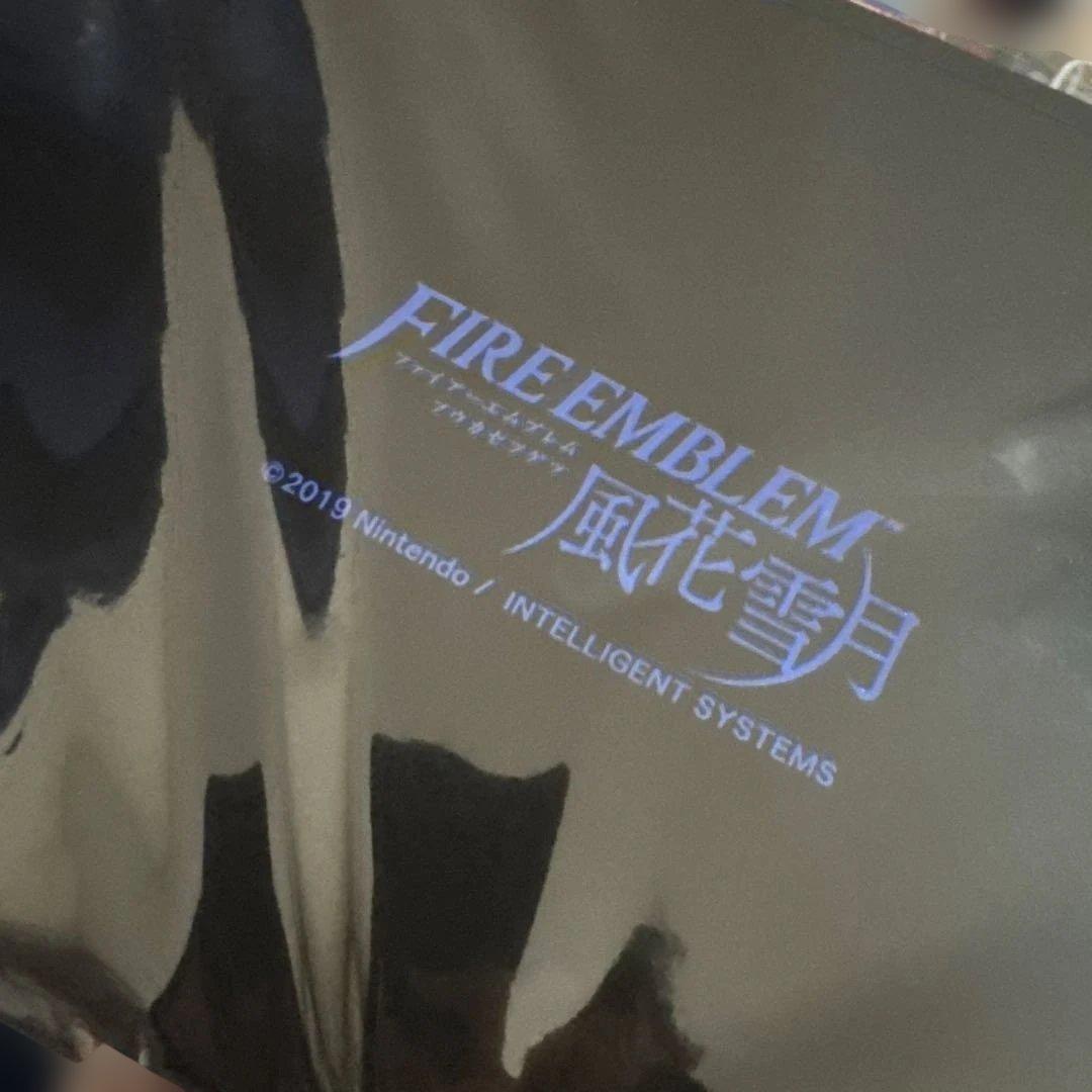 ファイアーエムブレム 風花雪月 メタル缶バッジボックス ファーガス神聖王国