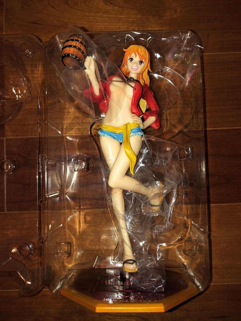 ナミ フィギュア Portrait of Pirates 麦わら　Ver.2