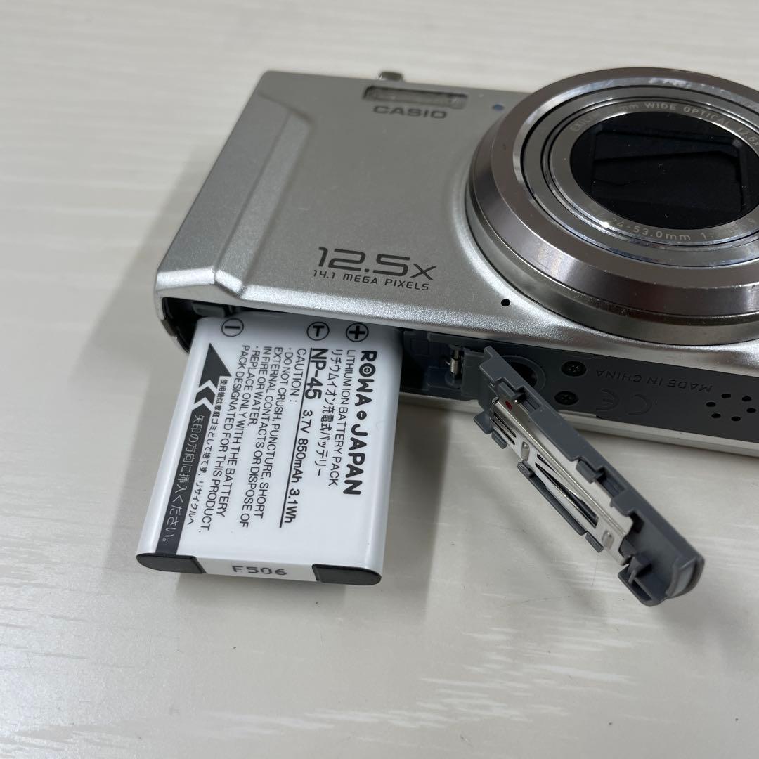 CASIO EXILIM EX-ZS100 コンパクトデジタルカメラ