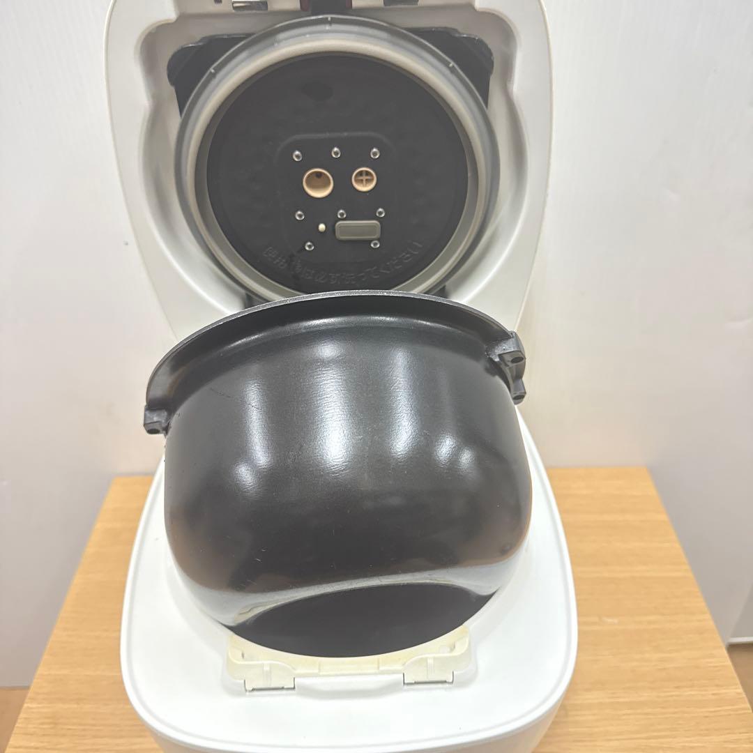 タイガー 炊飯器 5.5合 圧力 IH ホワイト ジャー JPB-R100-W
