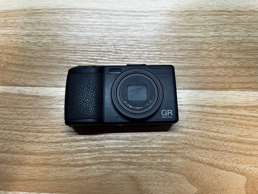 RICOH GR digital IV シャッター回数1万未満