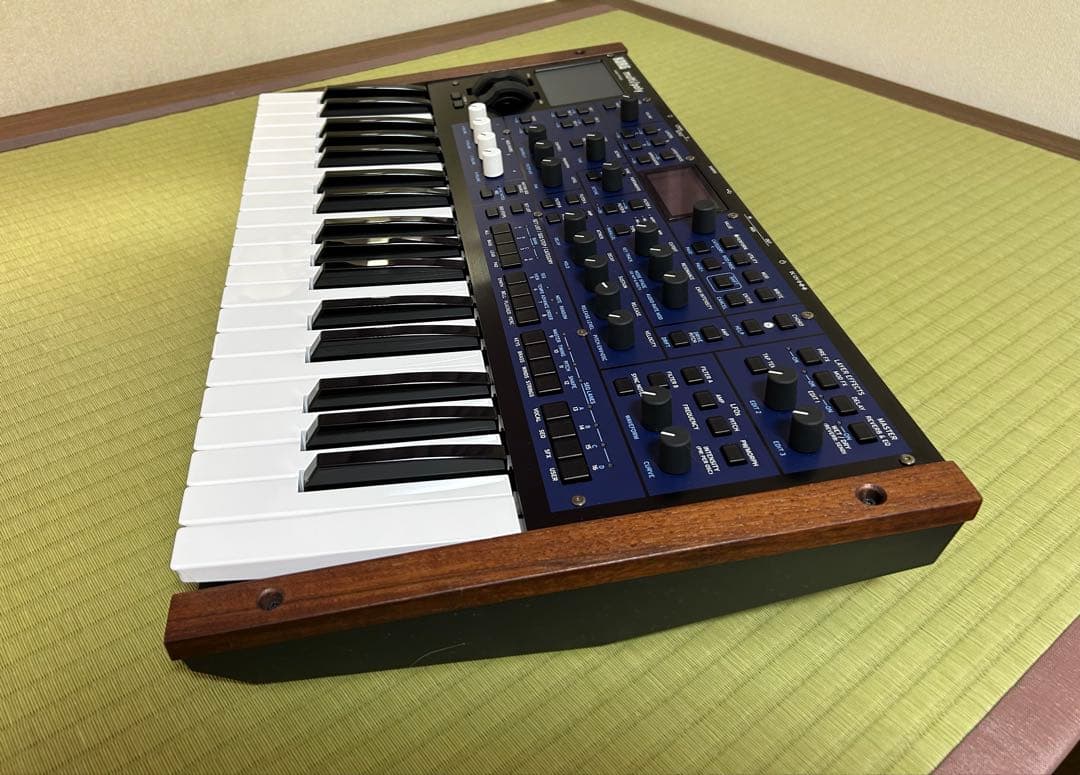 鍵盤楽器 KORG multi/poly