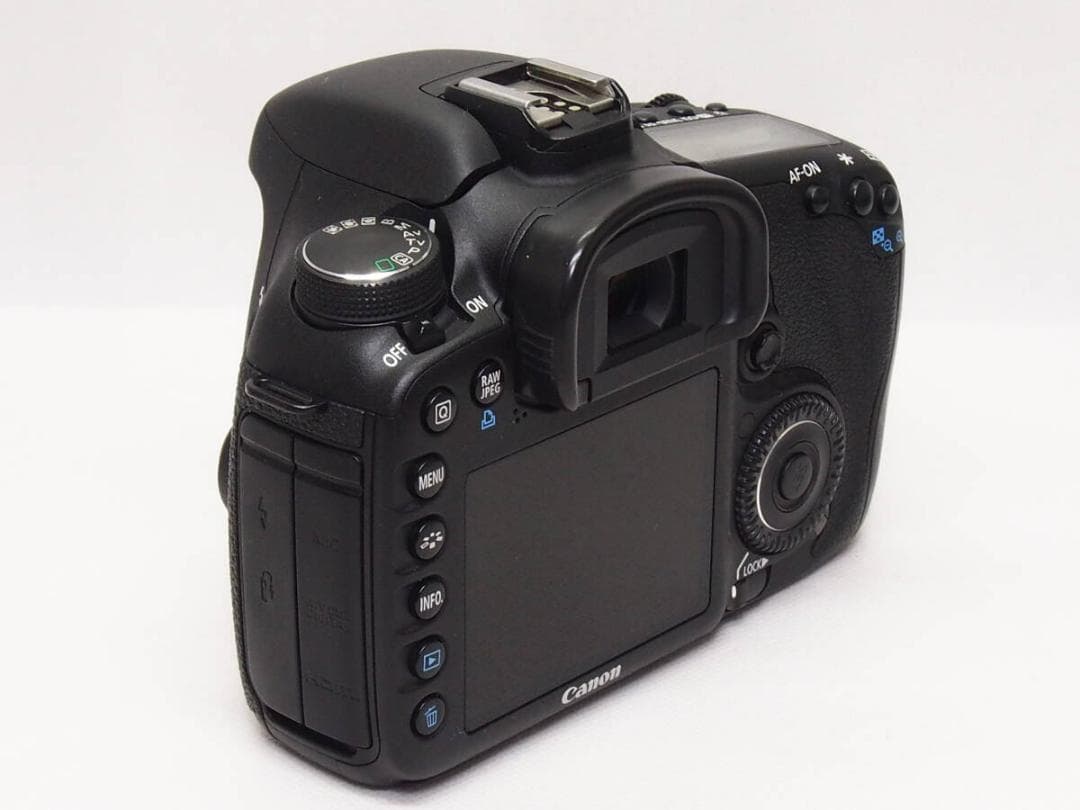 ■美品■ Canon EOS 7D ボディ 《 S数5232回 動作光学良好