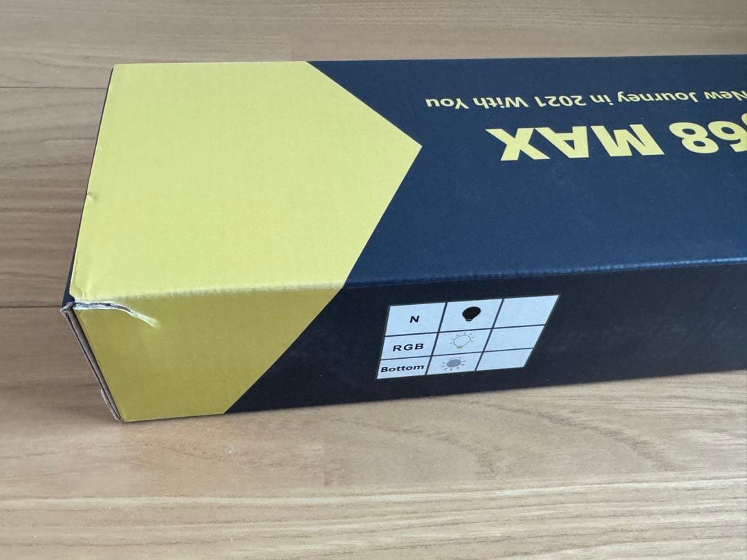 Keydous NJ68 MAX ／ キーボード US配列 ホワイト/ブラック