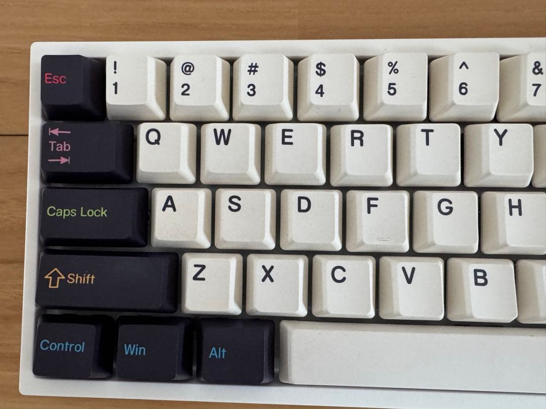Keydous NJ68 MAX ／ キーボード US配列 ホワイト/ブラック