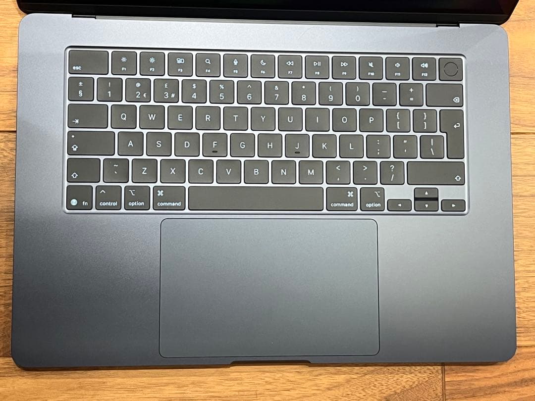 MacBook本体 Macbook Air M4 15 32GB 512GB AppleCare