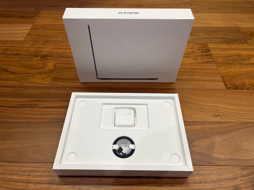 MacBook本体 Macbook Air M4 15 32GB 512GB AppleCare