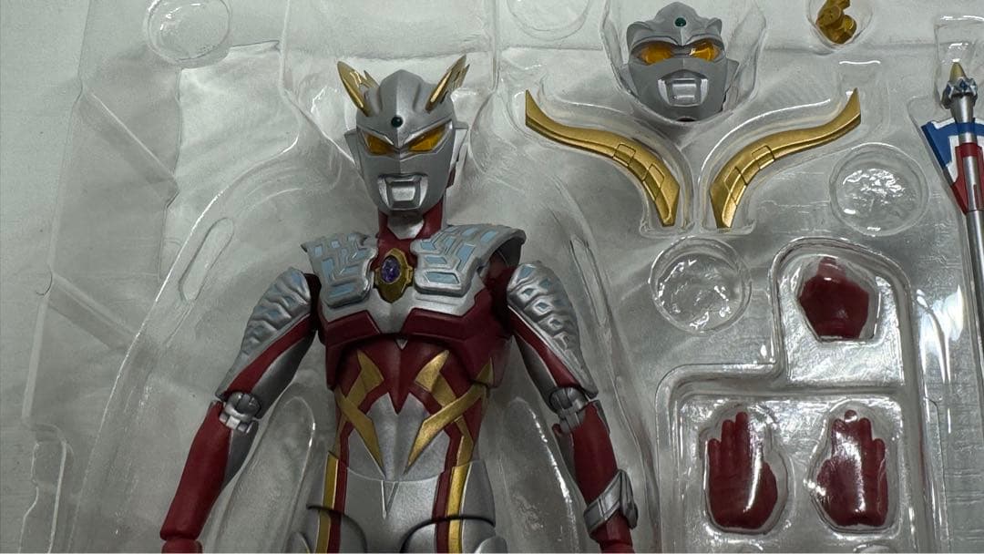 ウルトラマンゼロS.H.Figuartsストロングコロナゼロ&ルナミラクルゼロ