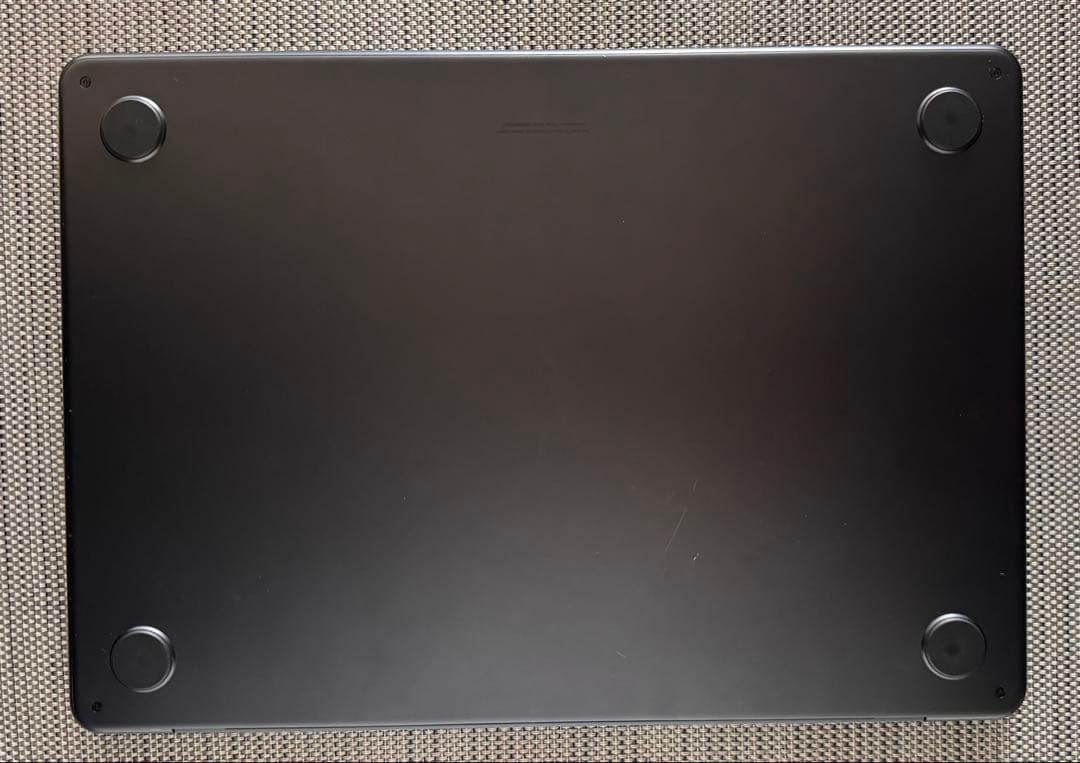 極美品 MacBook Air M2 / メモリ8GB / SSD 256GB