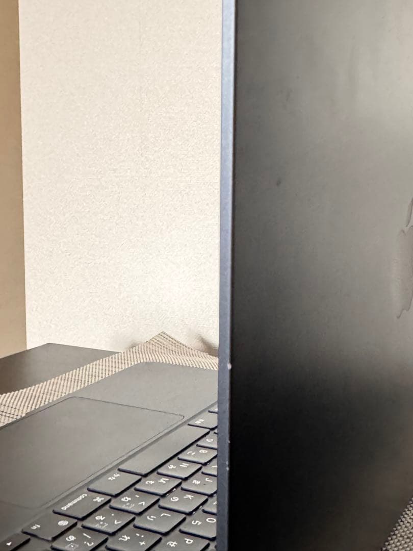 極美品 MacBook Air M2 / メモリ8GB / SSD 256GB
