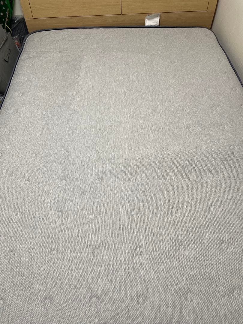収納付きダブルベッド