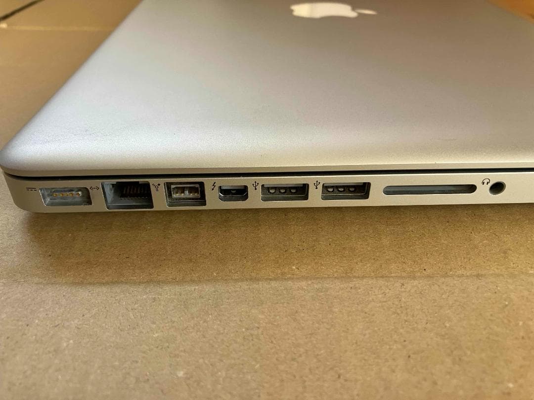 MacBook本体 MacBook Pro 13inch mid2012 16GB/500GBSSD