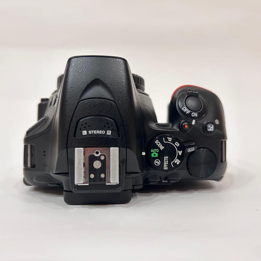 【初心者向け】Nikon D5600 デジタル一眼レフカメラ　ダブルズームキット