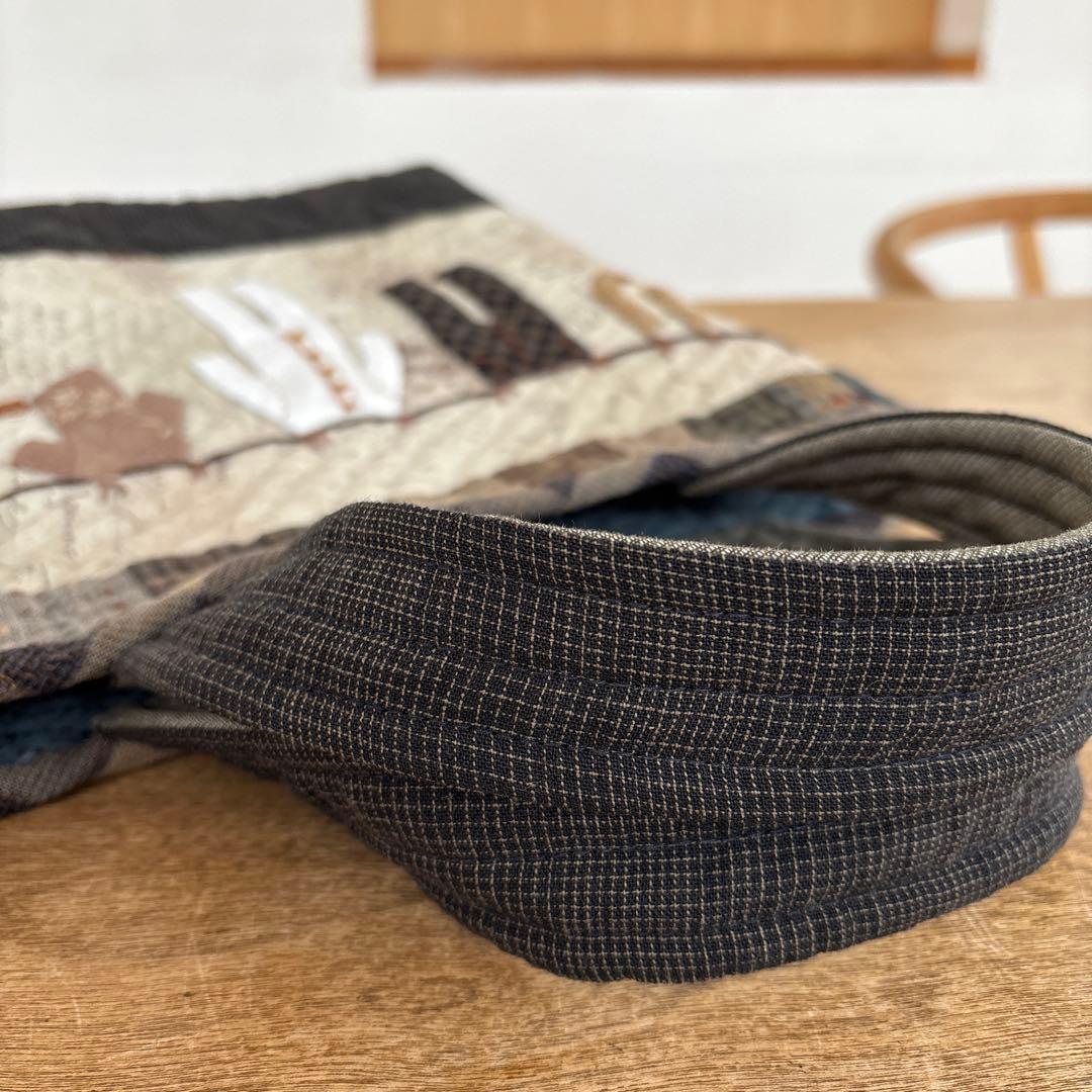 パッチワークキルト　洗濯物アップリケとレモンスターのトートバック　ハンドメイド