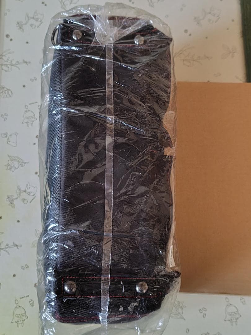 【新品・未開封】黒森峰女学園 ガルパンツァー3WAYバッグ 特典バッジ付