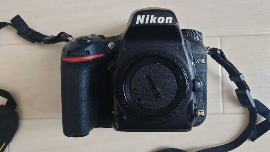 は*る様 Nikon D750 バッテリー2個 シャッター数25000回程