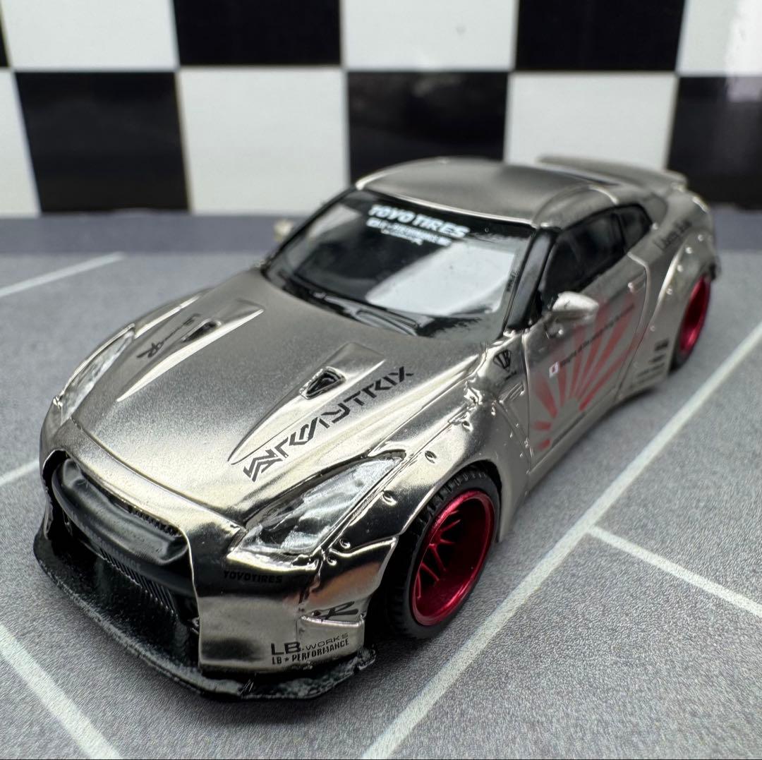 MINI GT LB★Works NissanGT-R Stain Silver