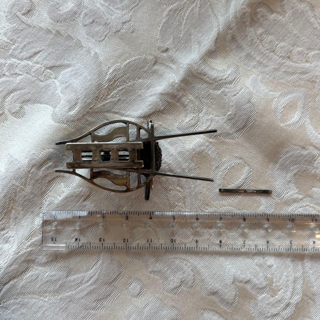 純銀の置物(お菓子入れ)