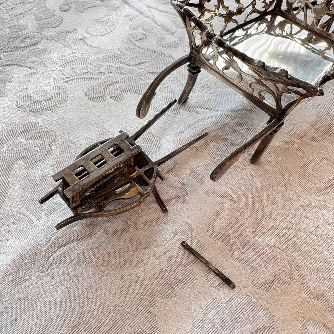 純銀の置物(お菓子入れ)