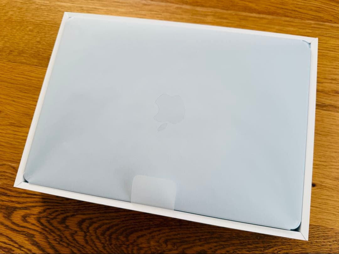 MacBook Air 13 M4 ほぼ新品