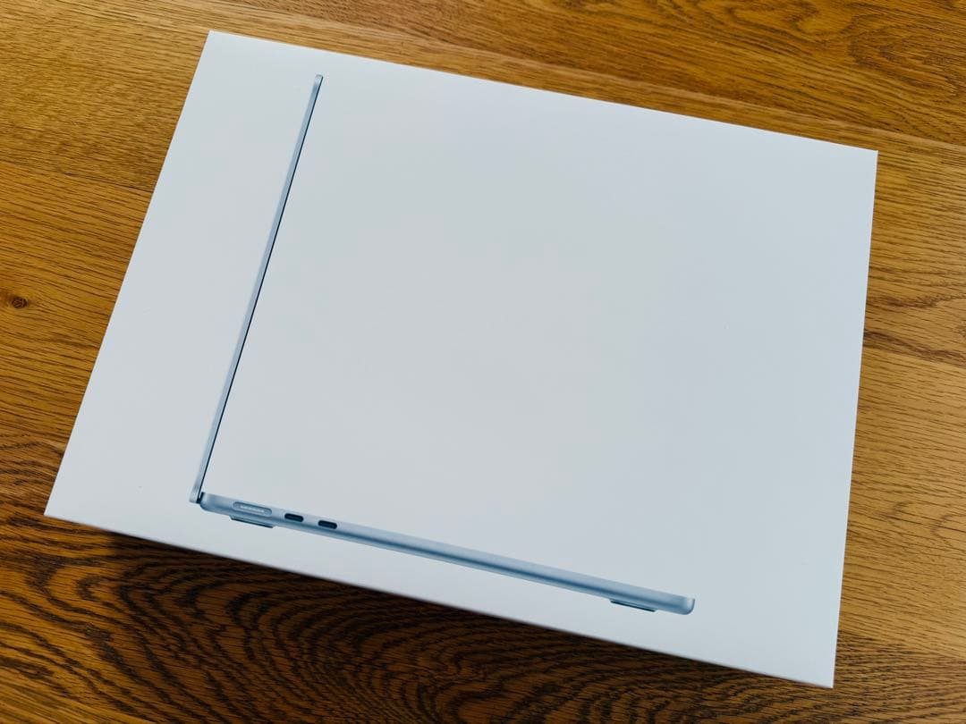 MacBook Air 13 M4 ほぼ新品