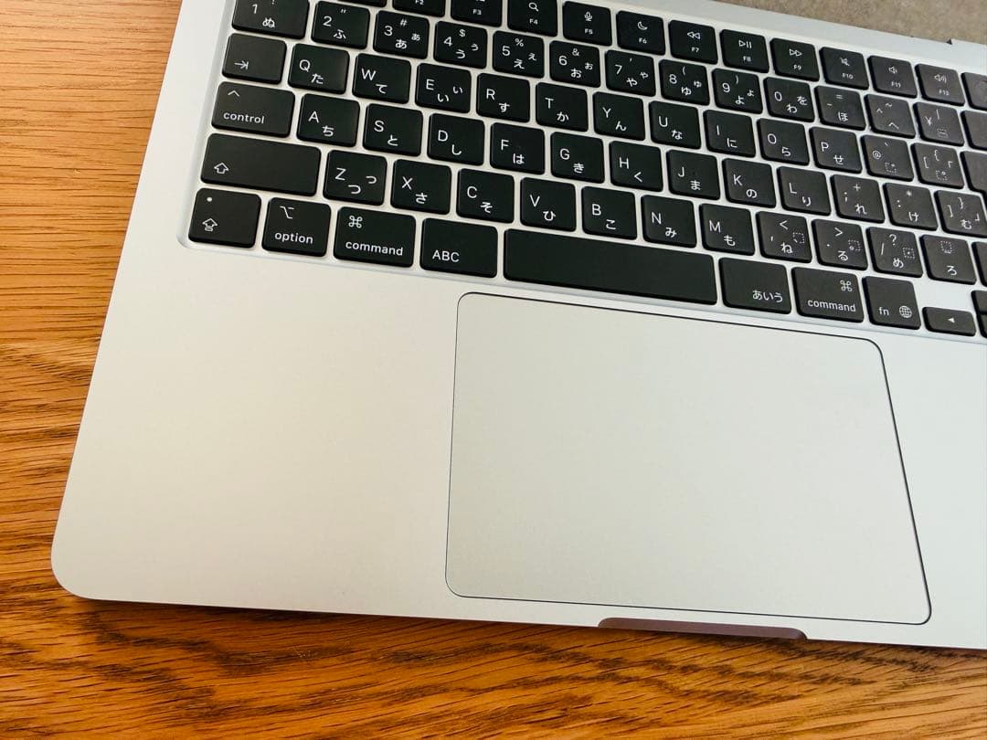 MacBook Air 13 M4 ほぼ新品