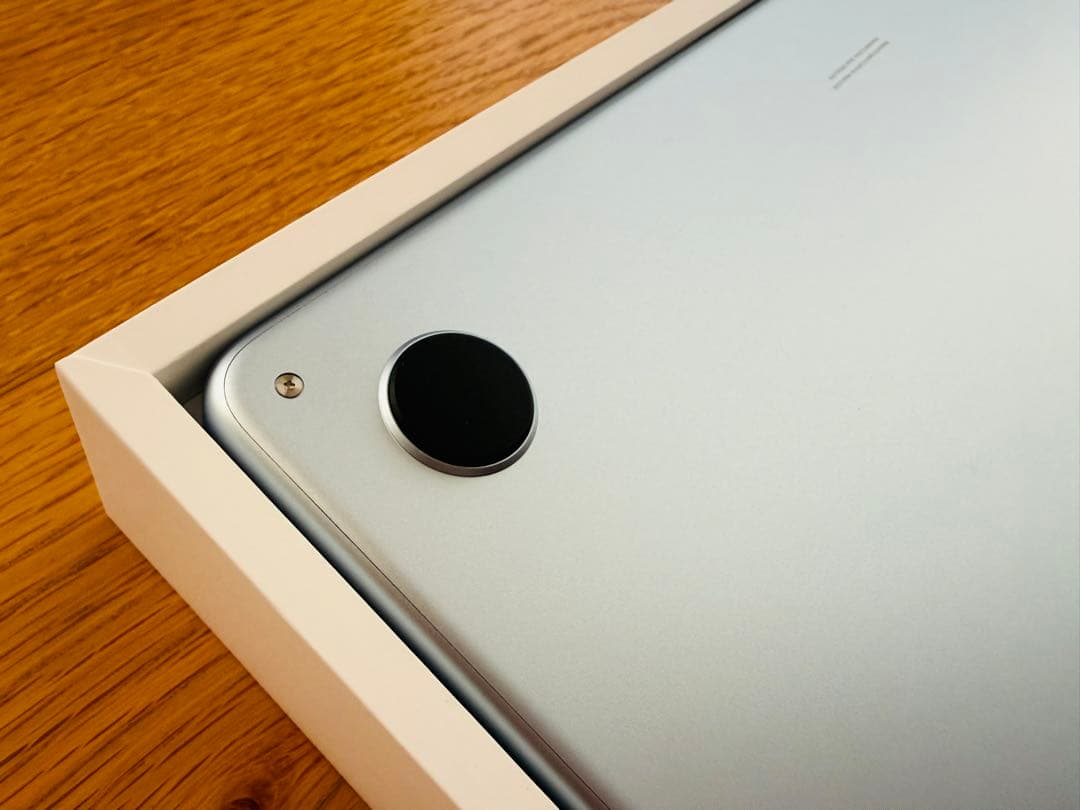 MacBook Air 13 M4 ほぼ新品