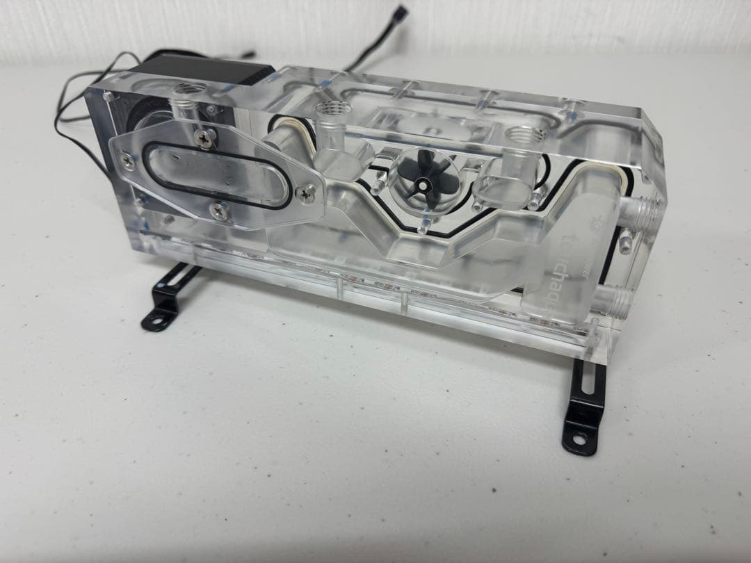 Bitspower Touchaqua XYZ Reservoir　リザポン