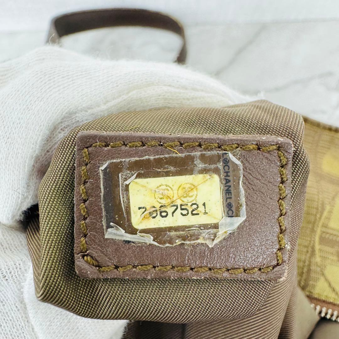 ✨CHANEL✨シャネル✨ラベルライン✨カーキ✨ヴィンテージ✨トートバッグ✨