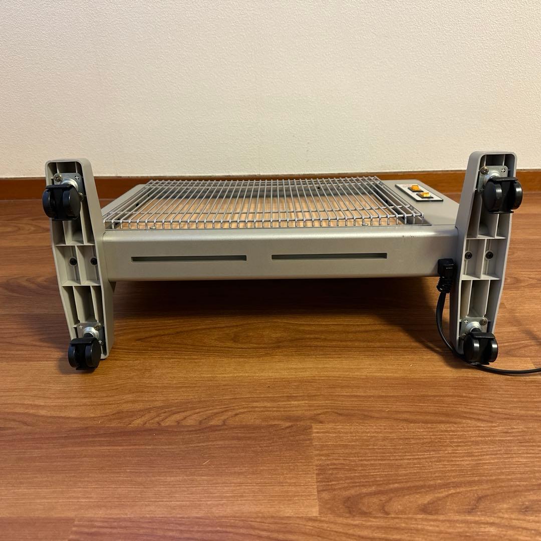 ③ 遠赤外線パネルヒーター サンルミエ キュート E800LS