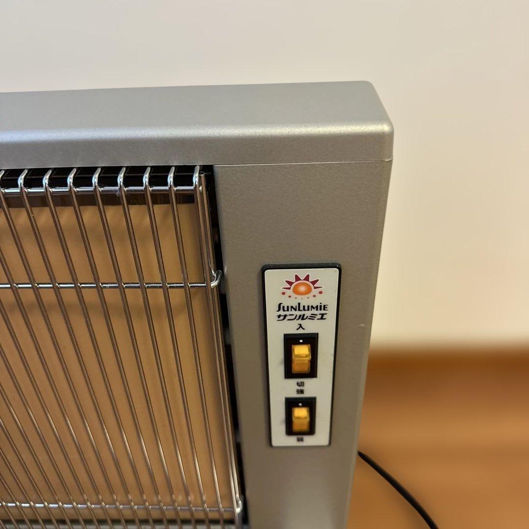 ③ 遠赤外線パネルヒーター サンルミエ キュート E800LS