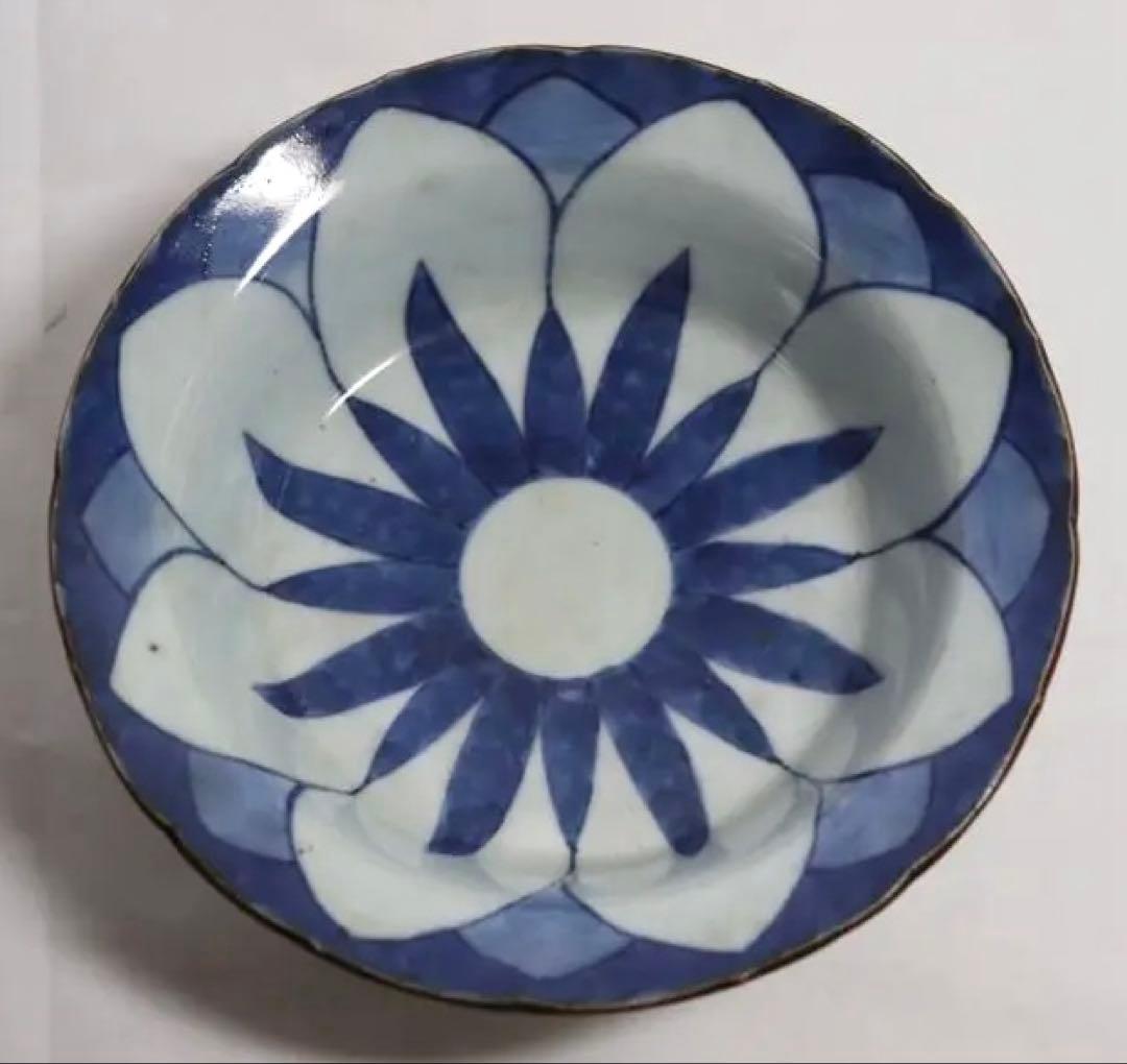 中国　明時代　染付　鉢　大明年製銘　送料込み1227