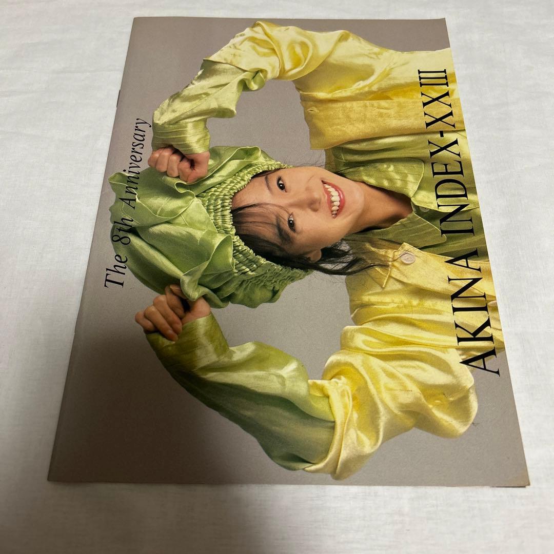 中森明菜　8周年　ライブ　パンフレット