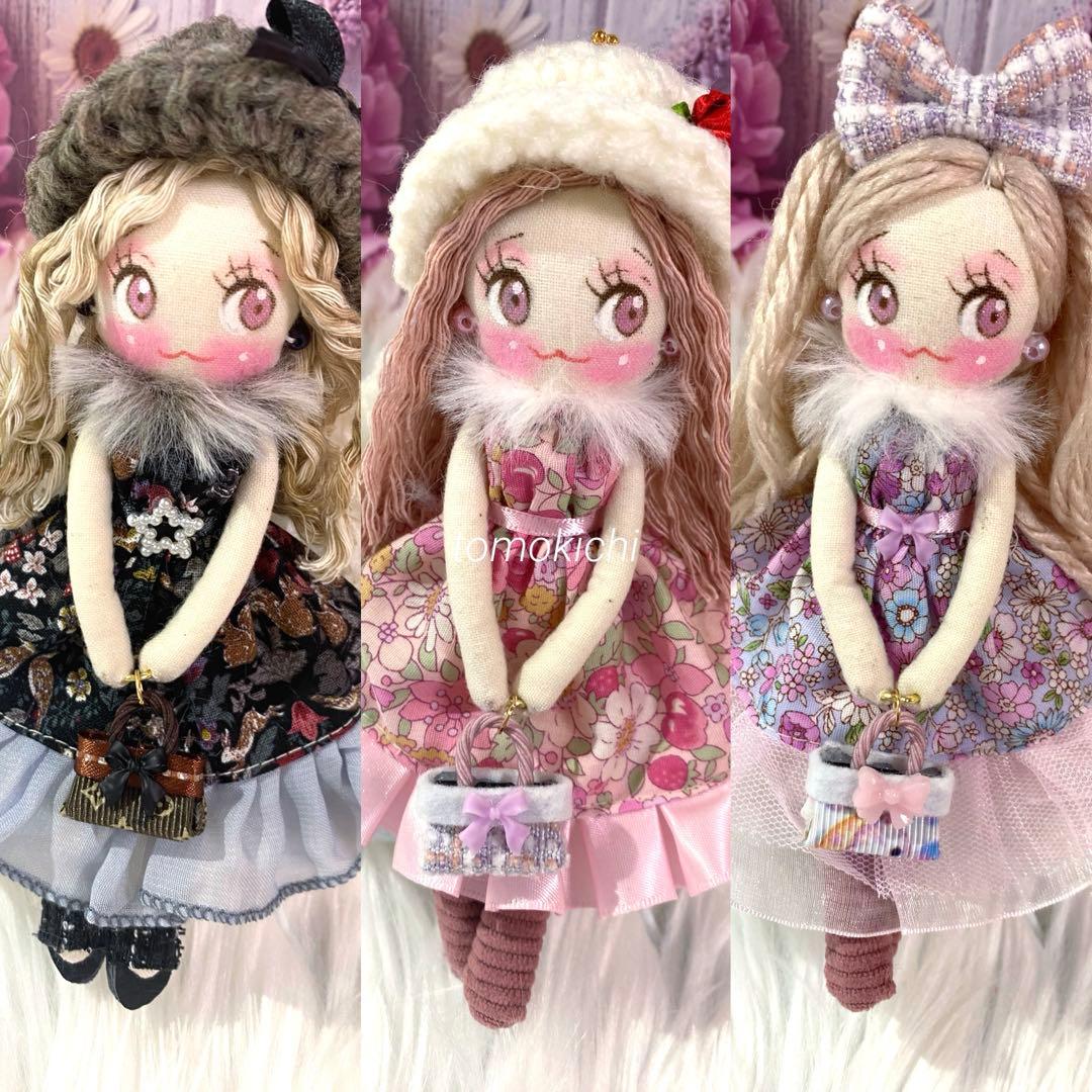 メアリーさん専用❤️春❤️花柄❤️ドールチャーム❤️ハンドメイド ❤️カントリードール