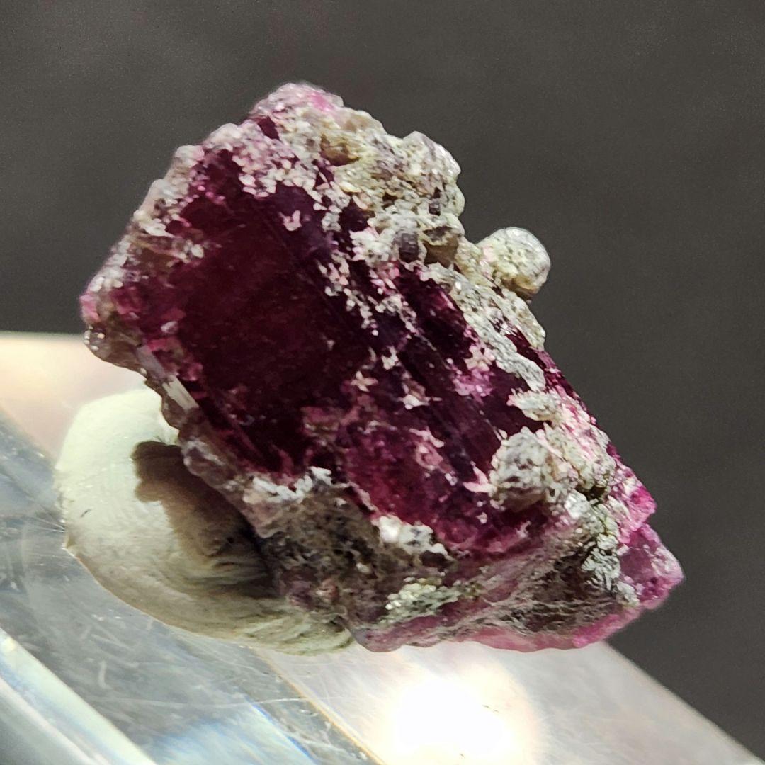 トルマリン(ルベライト) ＆マイカ(雲母) 共生原石