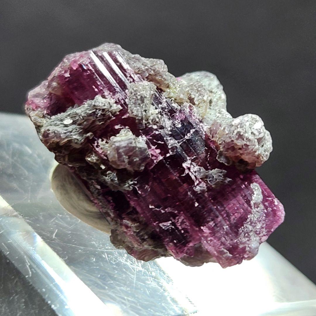 トルマリン(ルベライト) ＆マイカ(雲母) 共生原石