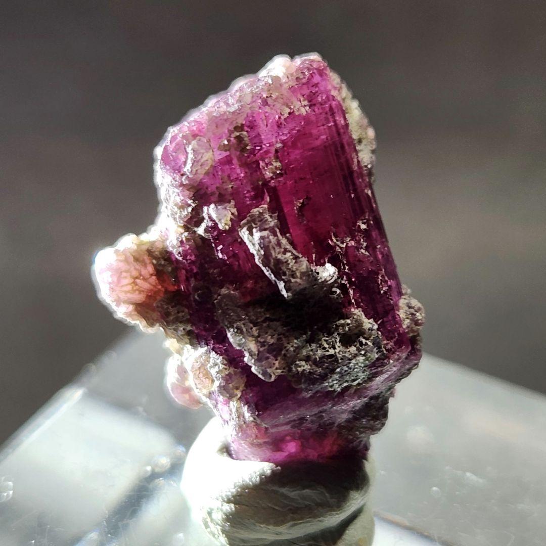 トルマリン(ルベライト) ＆マイカ(雲母) 共生原石