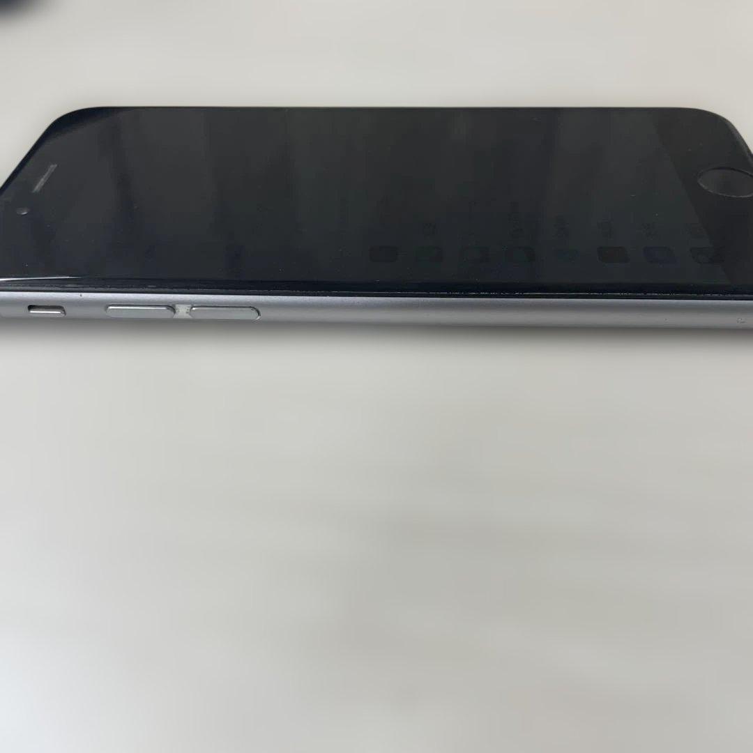 Apple iPhone 6s 64GB バッテリー100%