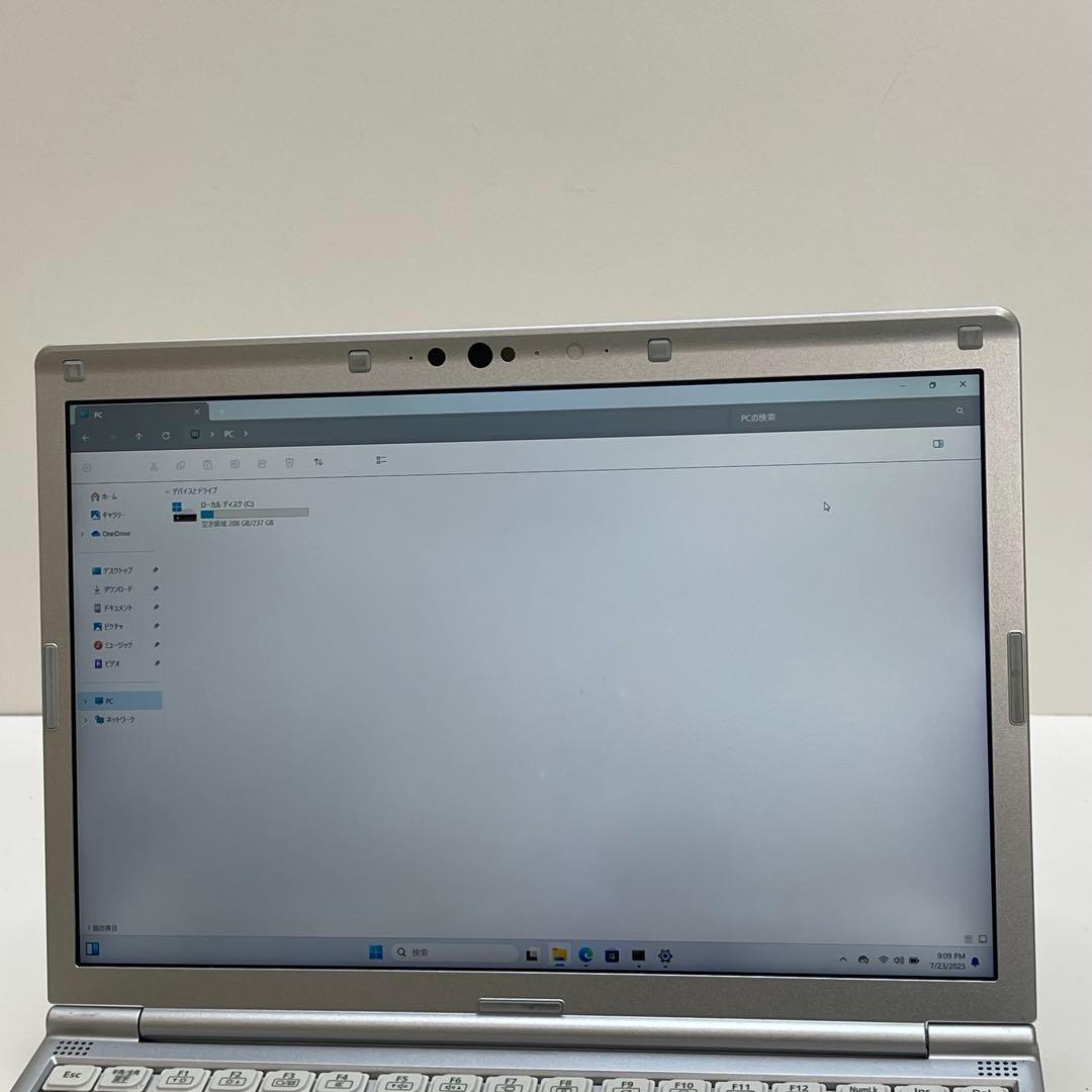 #052 パナソニック CFSV7-3 i5-8350U 8GB SSD256G