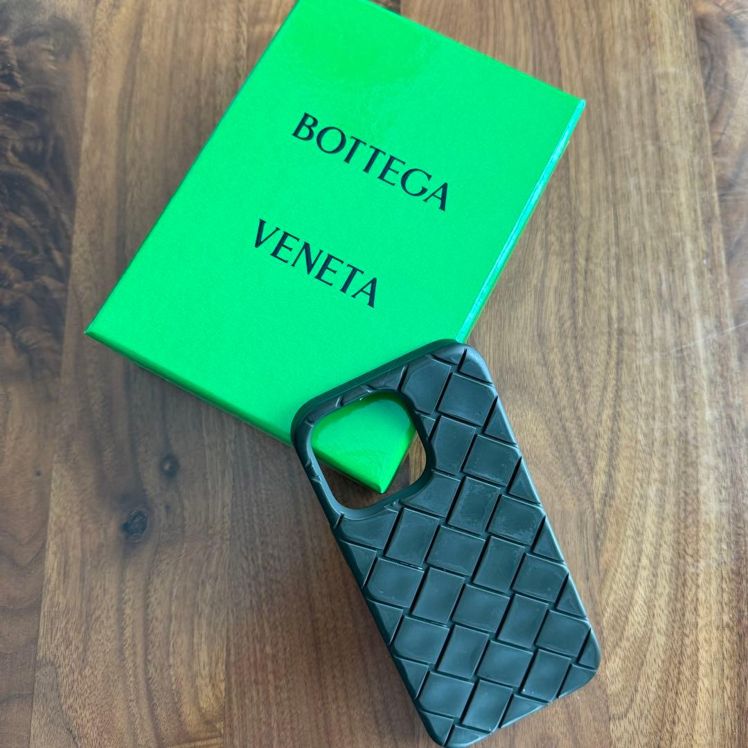 bottega veneta ★iPhone13proケース