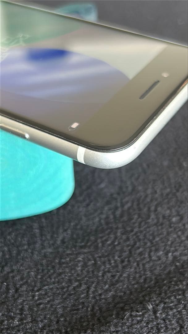 綺麗⚫︎Apple iPhone SE 第2世代 64GB 本体