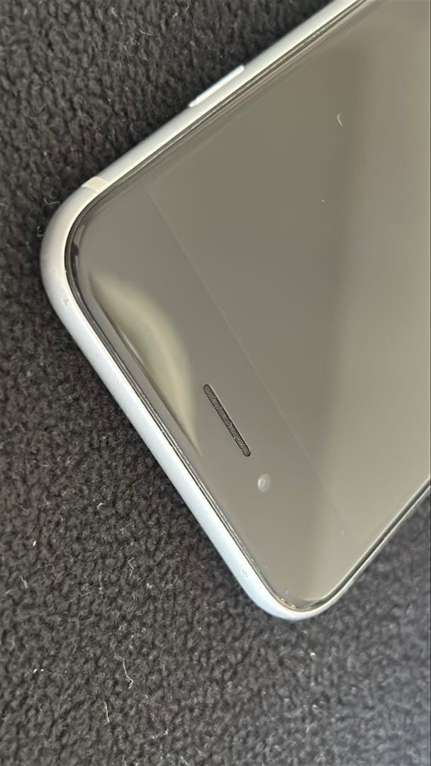 綺麗⚫︎Apple iPhone SE 第2世代 64GB 本体