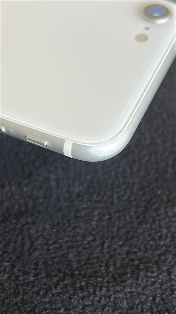 綺麗⚫︎Apple iPhone SE 第2世代 64GB 本体